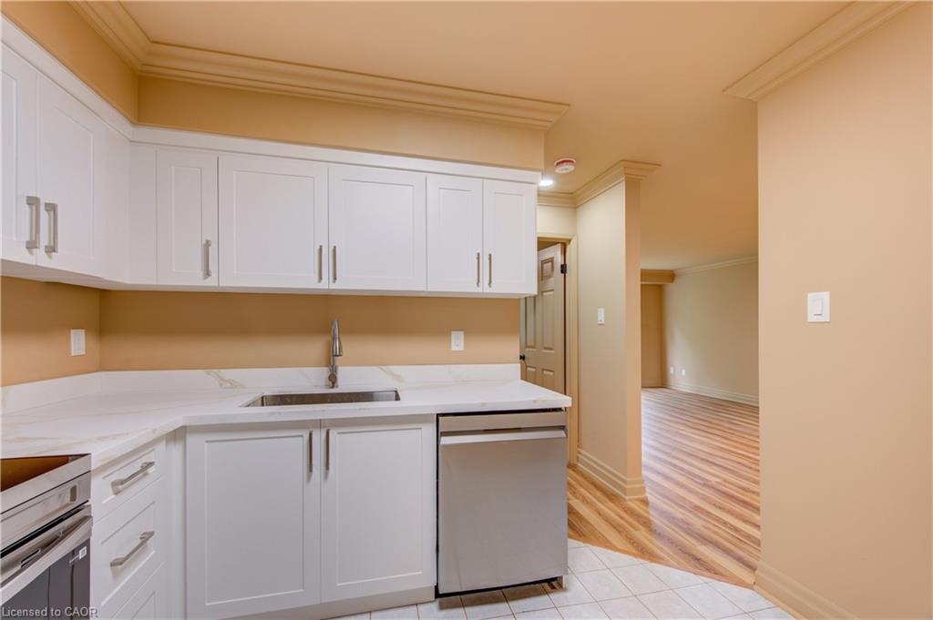 106-1275 Bentley Drive Property Photo 17