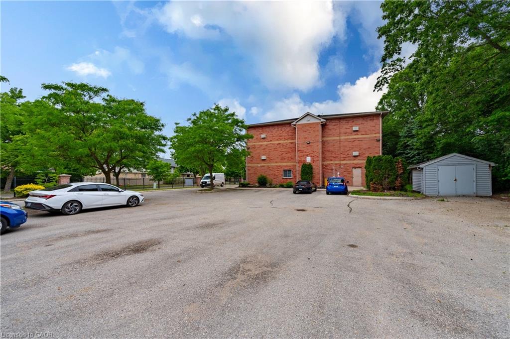 106-1275 Bentley Drive Property Photo 42