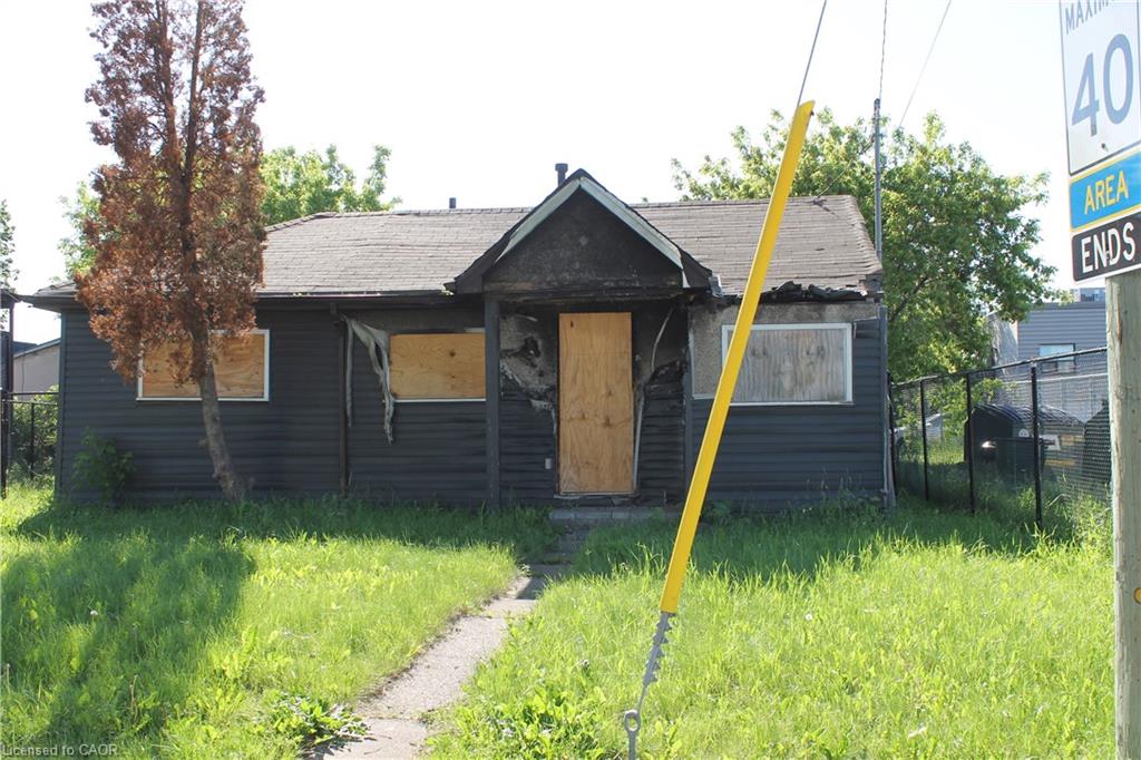 127 Robins Avenue Property Photo 1