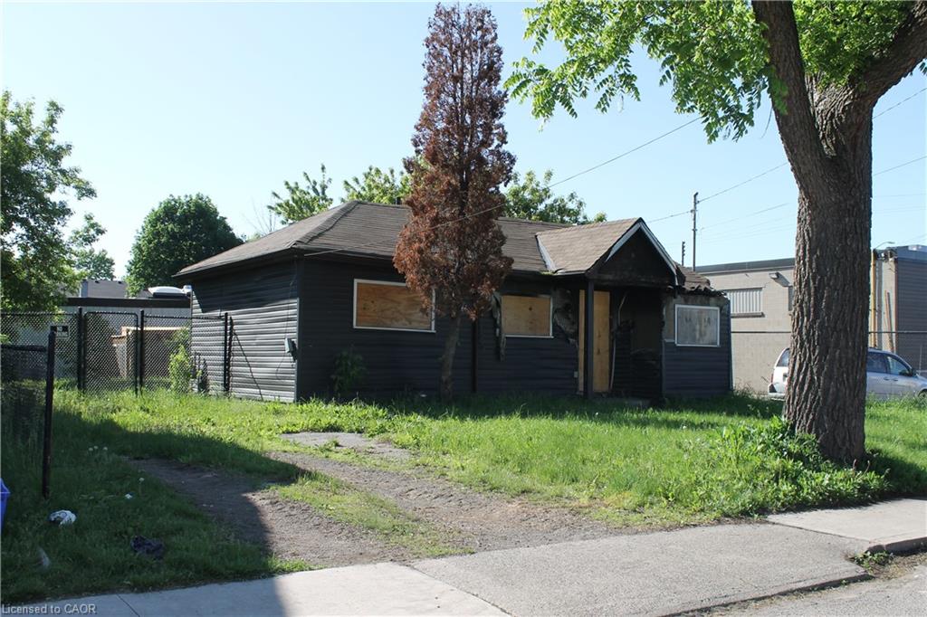 127 Robins Avenue Property Photo 3