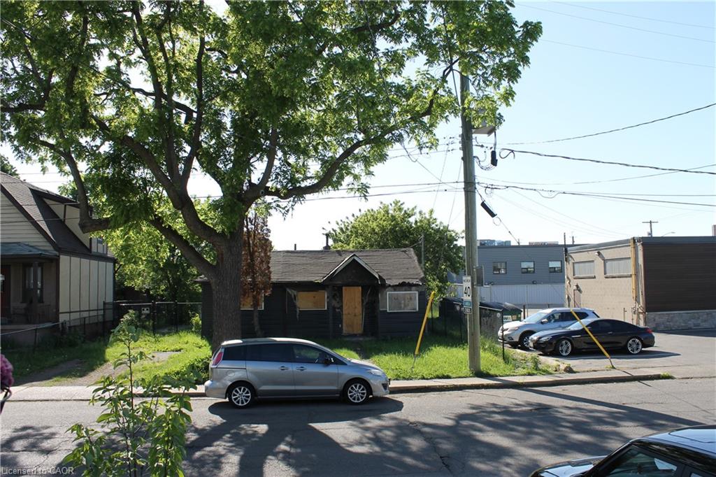 127 Robins Avenue Property Photo 7
