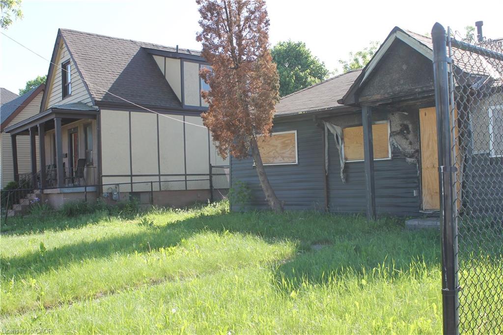 127 Robins Avenue Property Photo 8
