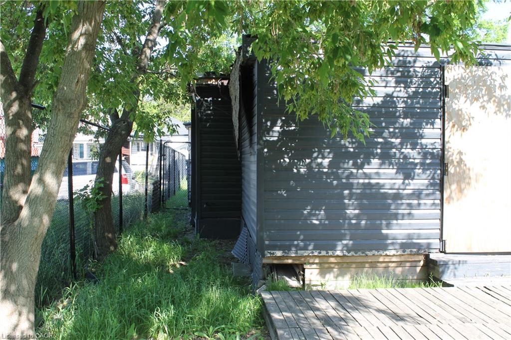 127 Robins Avenue Property Photo 12