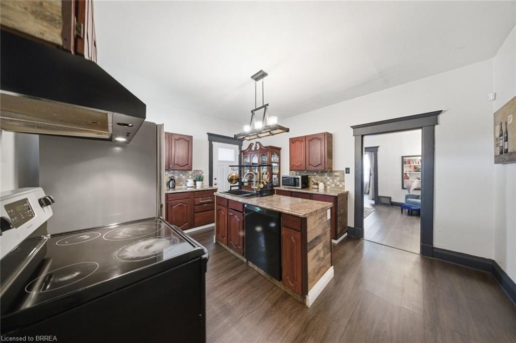 12 Brunswick Street Property Photo 19