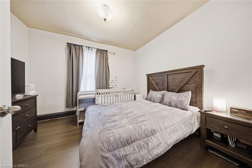 12 Brunswick Street Property Photo 21