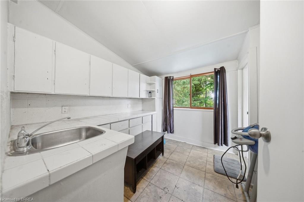 12 Brunswick Street Property Photo 23