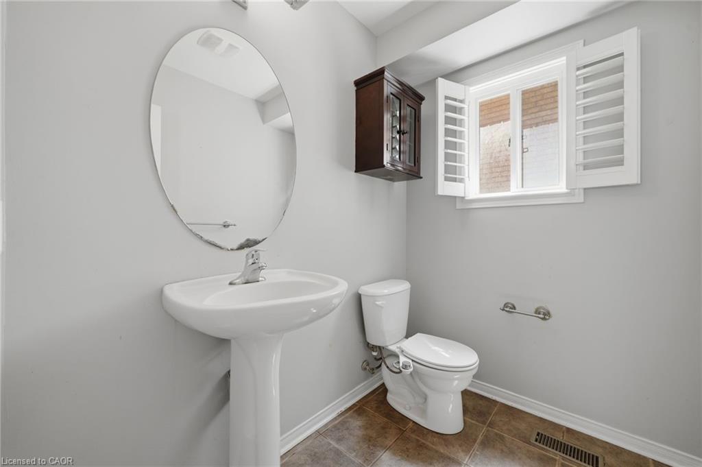 82 Gwillimbury Drive Property Photo 28