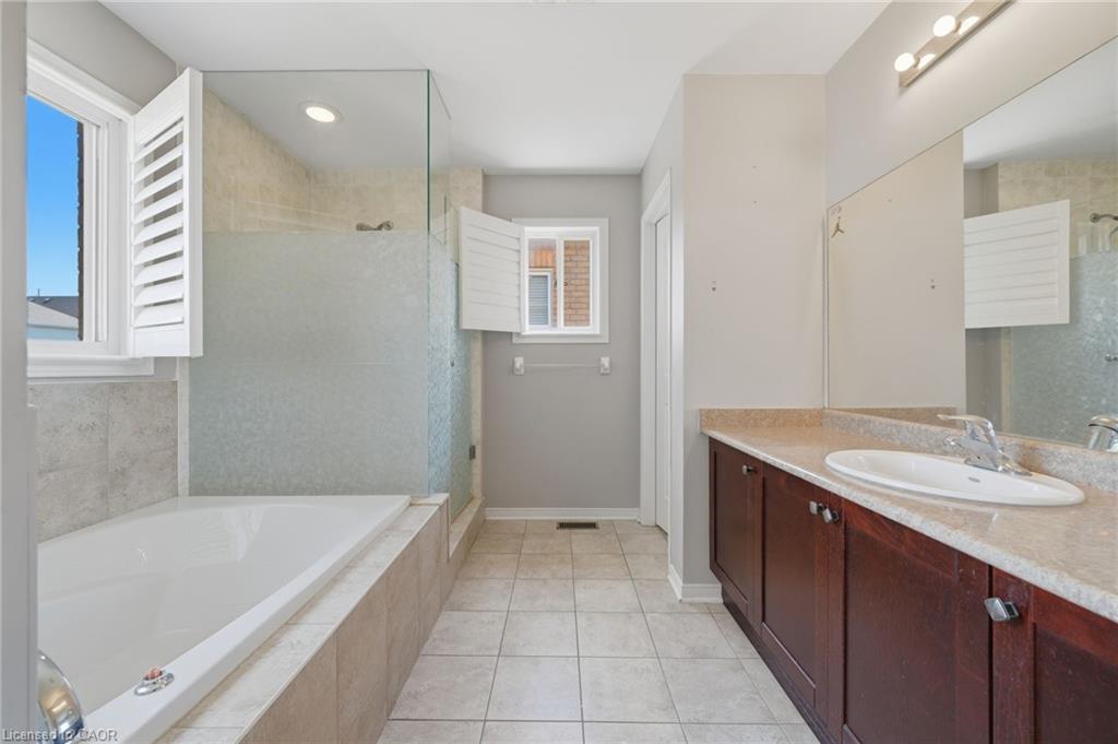 82 Gwillimbury Drive Property Photo 30