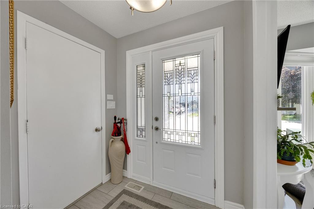 16 Hawkins Crescent Property Photo 16