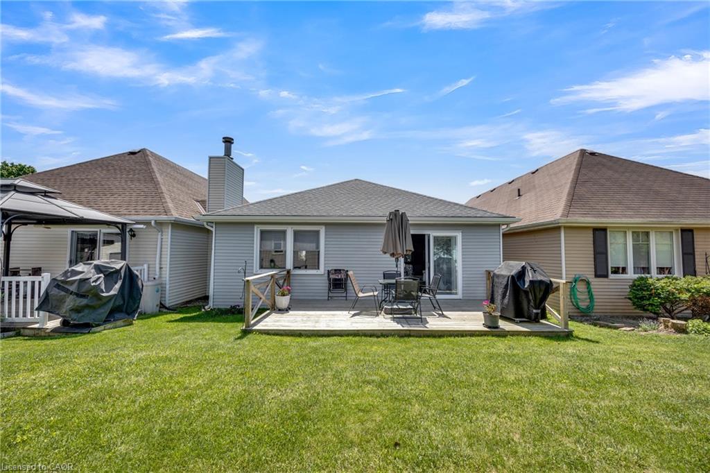 16 Hawkins Crescent Property Photo 27