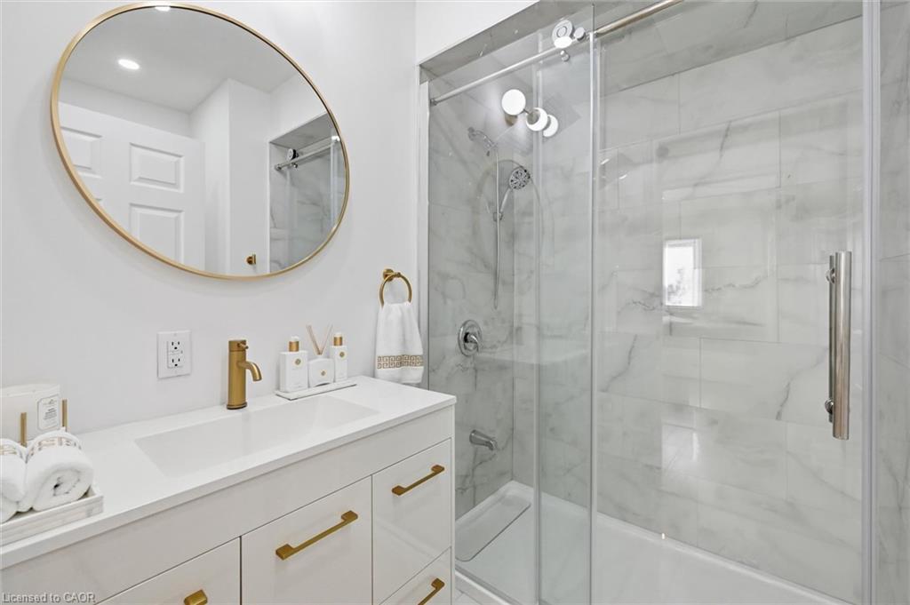 205 Dumbarton Avenue Property Photo 25