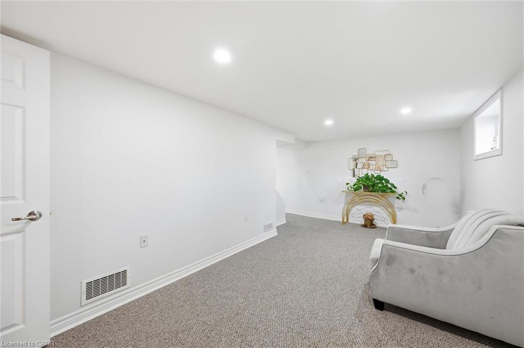 205 Dumbarton Avenue Property Photo 29