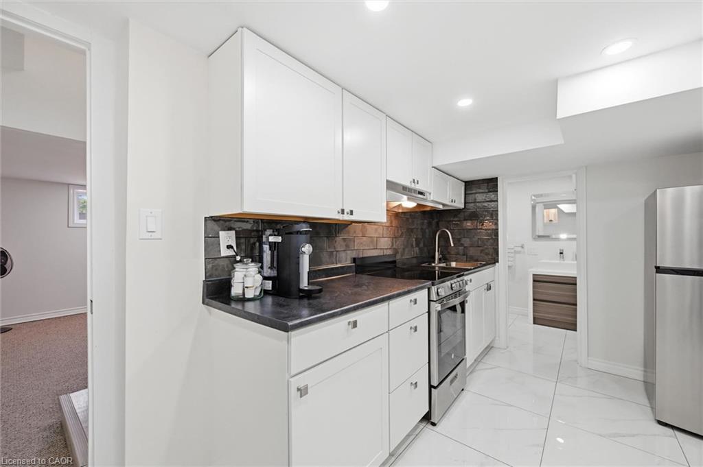 205 Dumbarton Avenue Property Photo 30