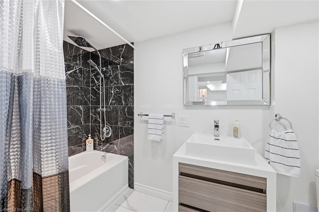 205 Dumbarton Avenue Property Photo 35