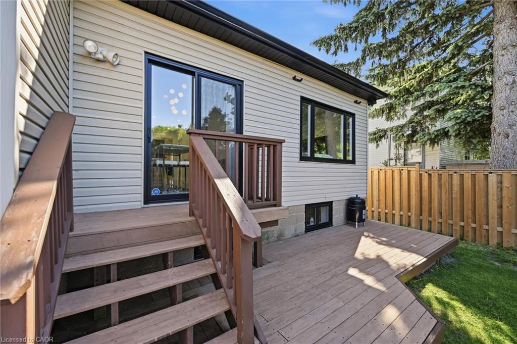 205 Dumbarton Avenue Property Photo 40