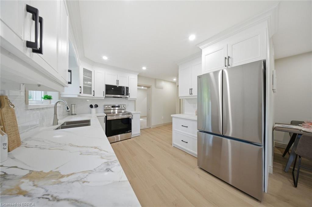 14 Bond Street Property Photo 12
