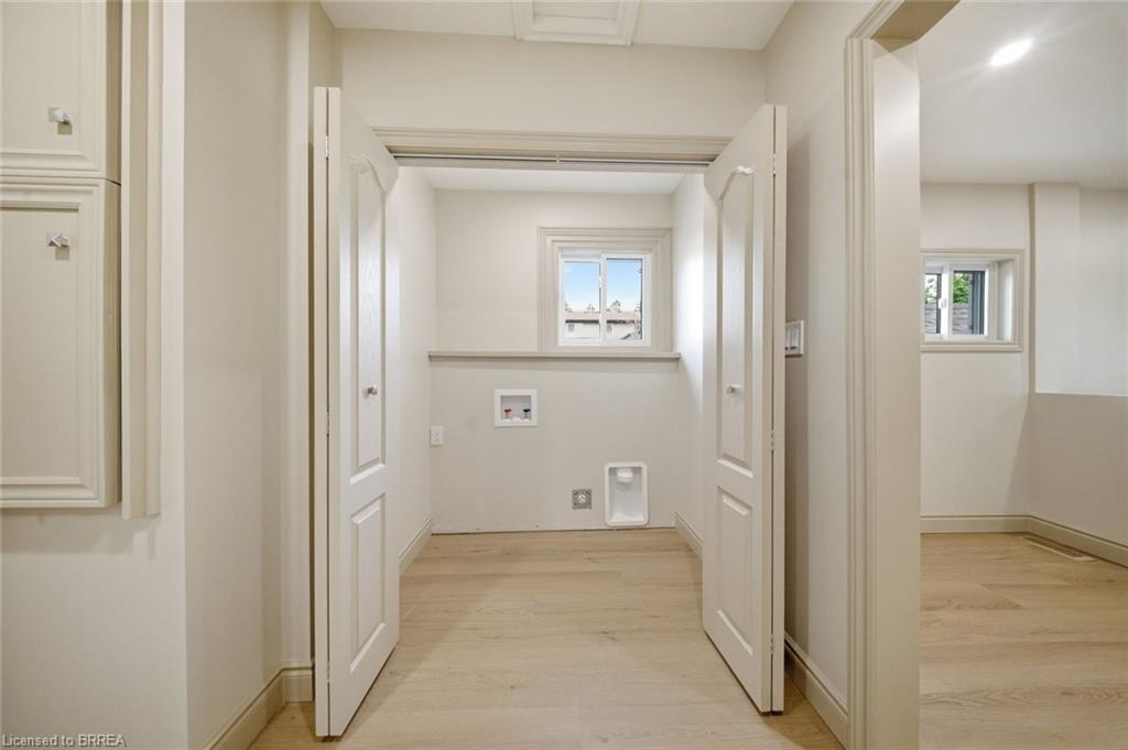 14 Bond Street Property Photo 23
