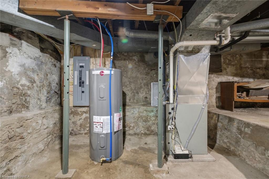 14 Bond Street Property Photo 25