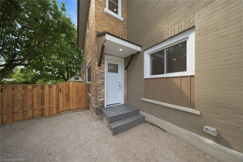 14 Bond Street Property Photo 26