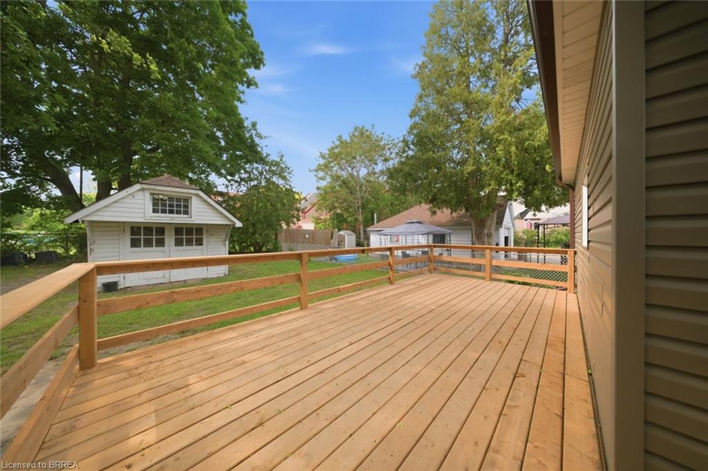 14 Bond Street Property Photo 29