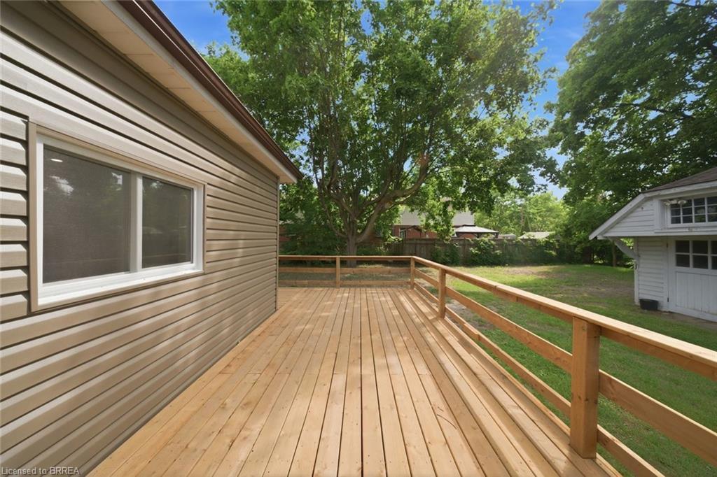 14 Bond Street Property Photo 31