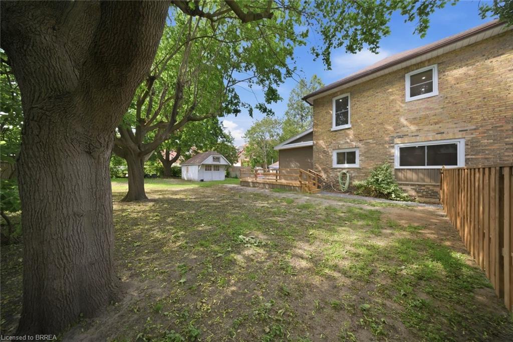 14 Bond Street Property Photo 32