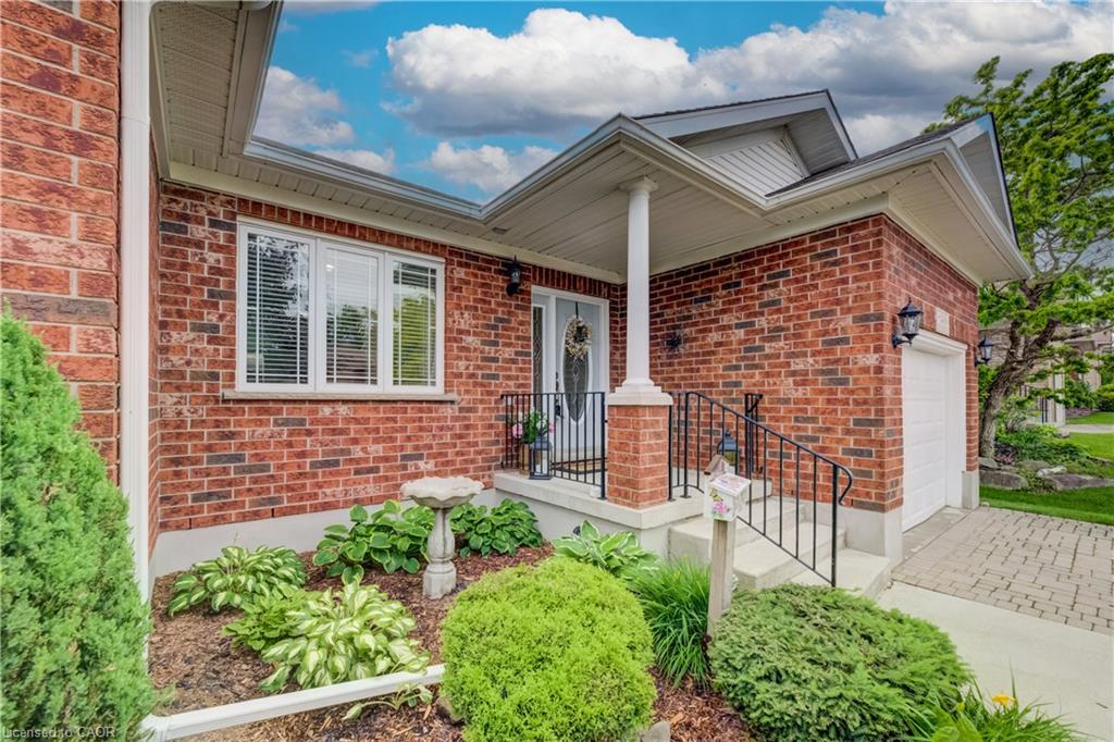 148 Devonshire Drive Property Photo 2