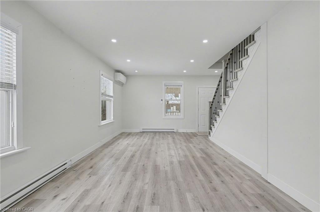 2546 Wilson Street Property Photo 5