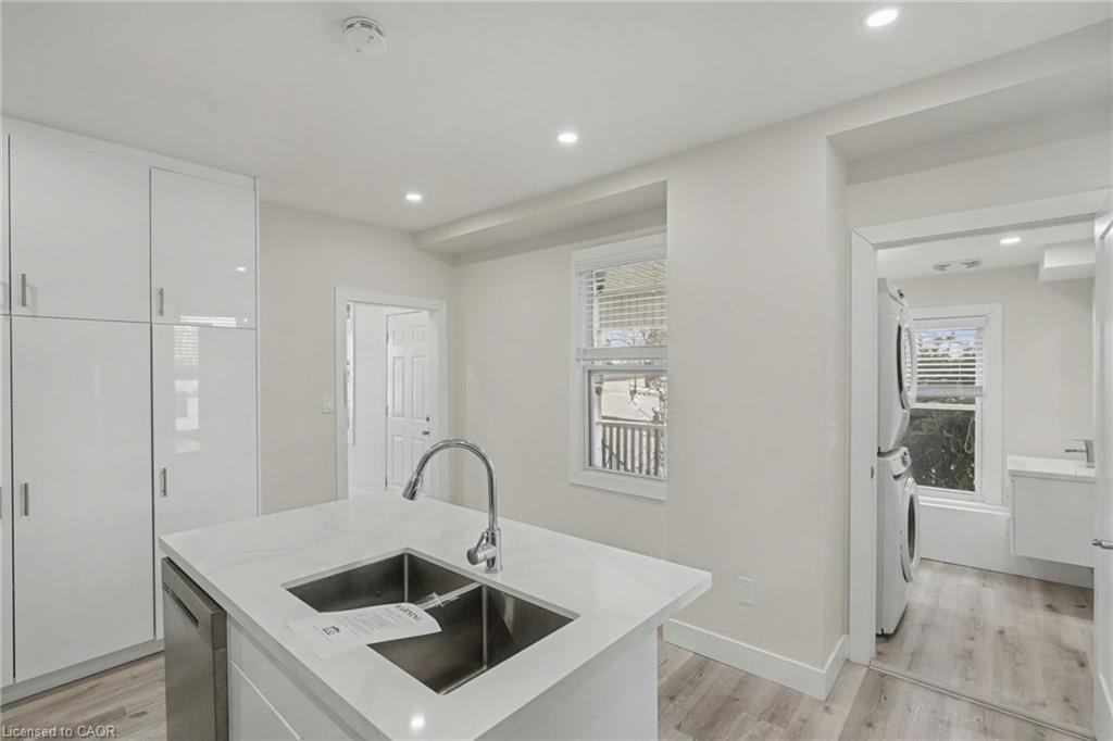 2546 Wilson Street Property Photo 11