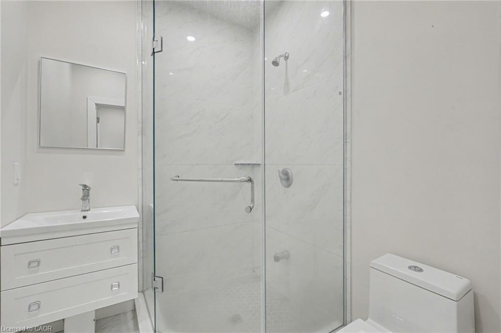 2546 Wilson Street Property Photo 24