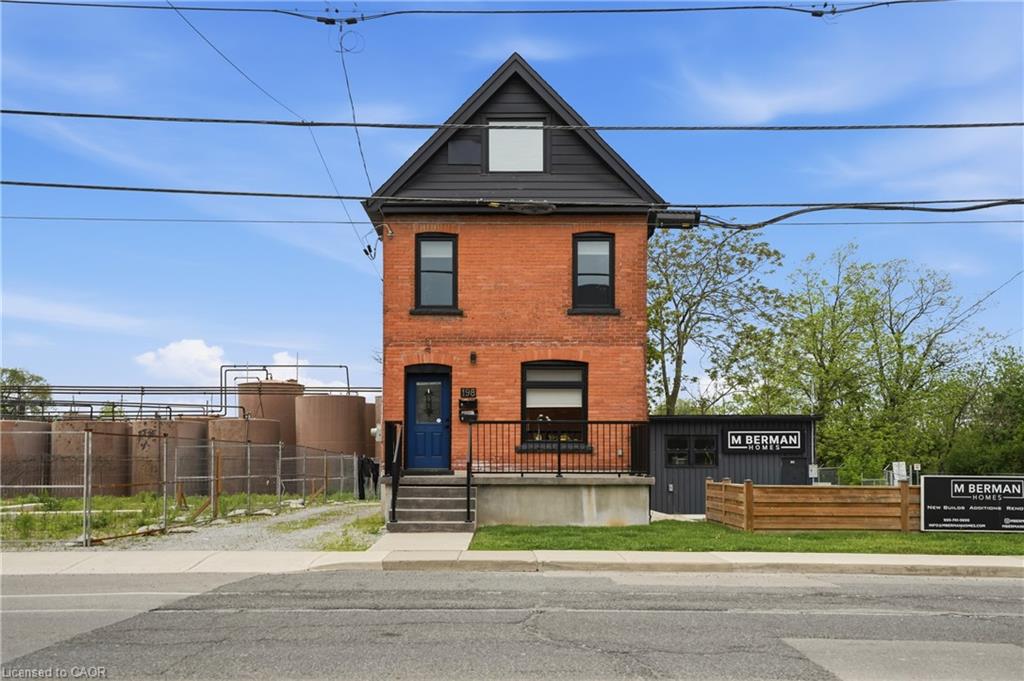 198 Dundurn Street S Property Photo 1