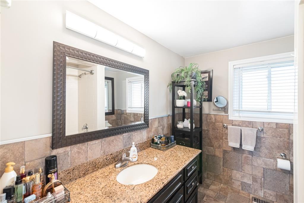 366 Berkindale Drive Property Photo 22