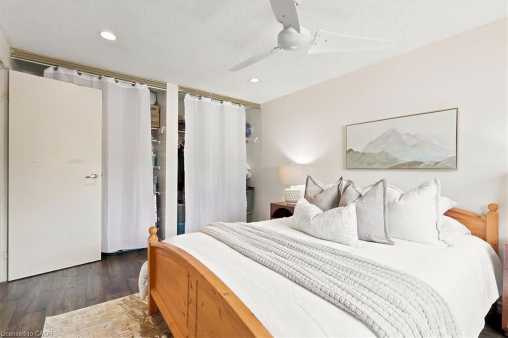 6 Tamarack Court Property Photo 14