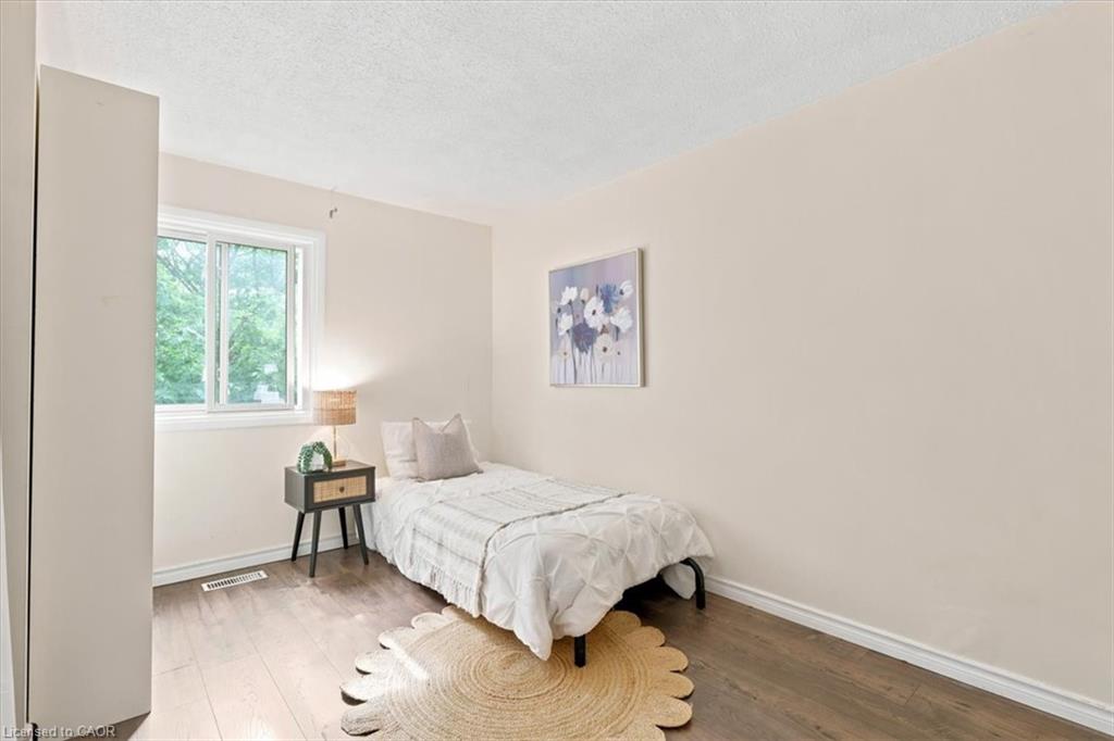 6 Tamarack Court Property Photo 15