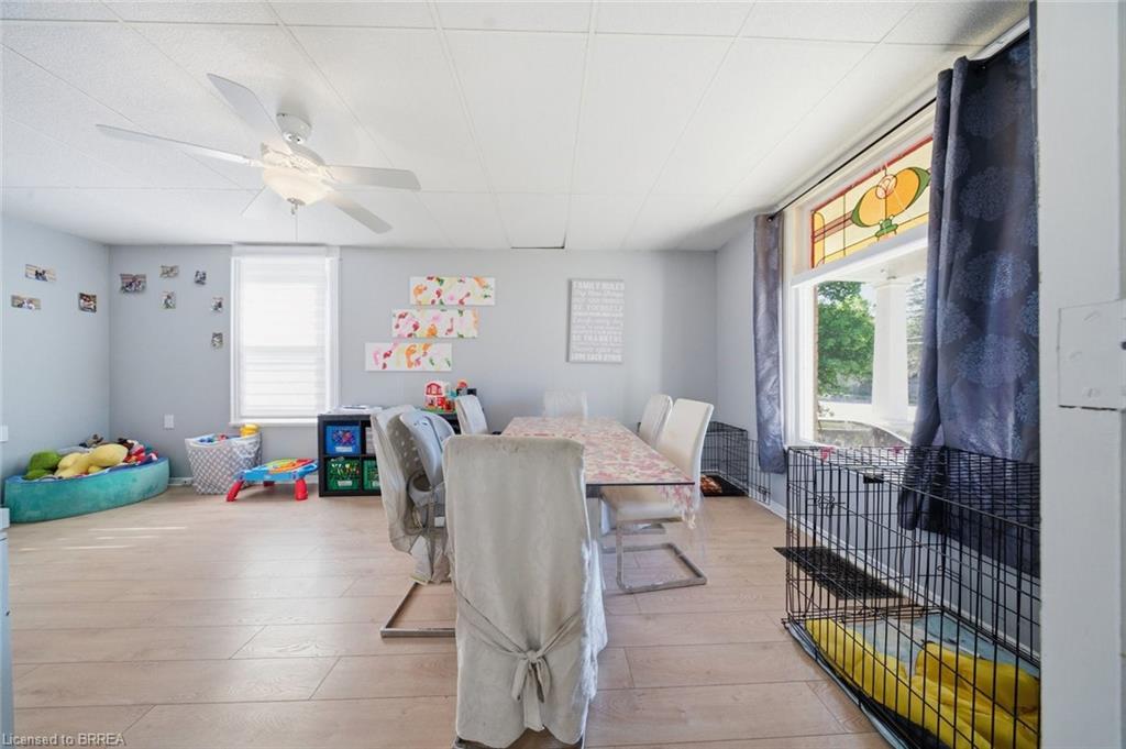 816 Colborne Street E Property Photo 24