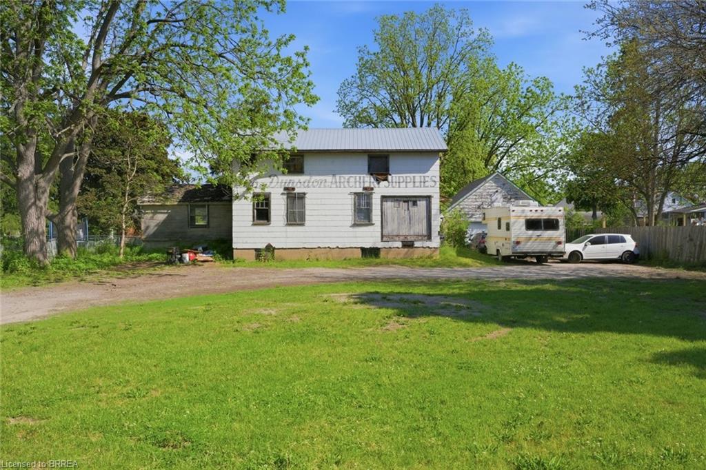 816 Colborne Street E Property Photo 42