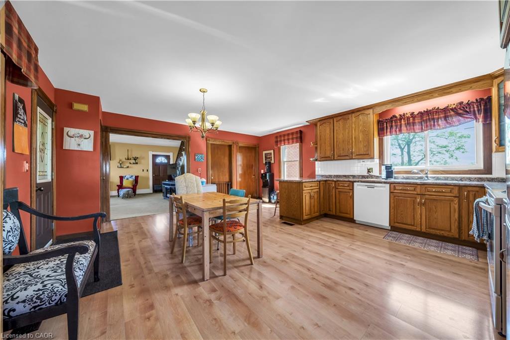 4932 Fly Road Property Photo 13
