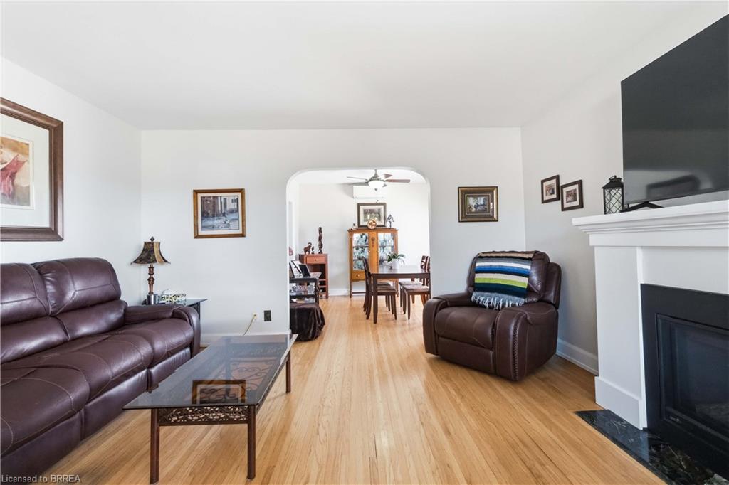 134 Queensway Drive Property Photo 8