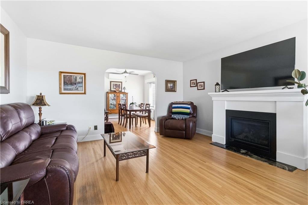 134 Queensway Drive Property Photo 12