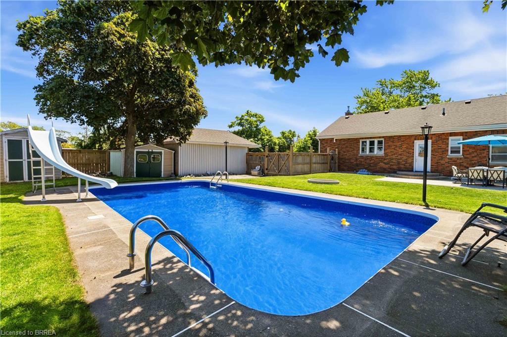 134 Queensway Drive Property Photo 46