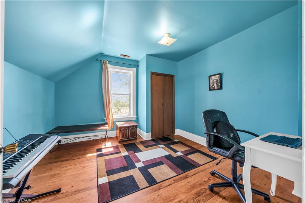 4932 Fly Road Property Photo 26