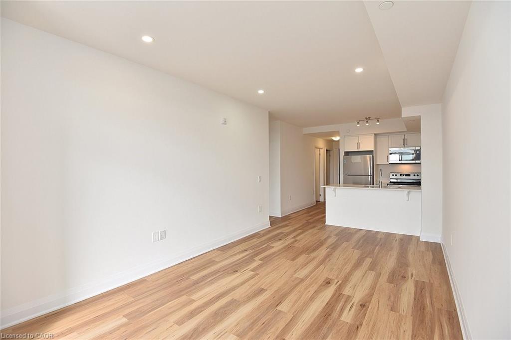 422-1936 Rymal Road E Property Photo 6