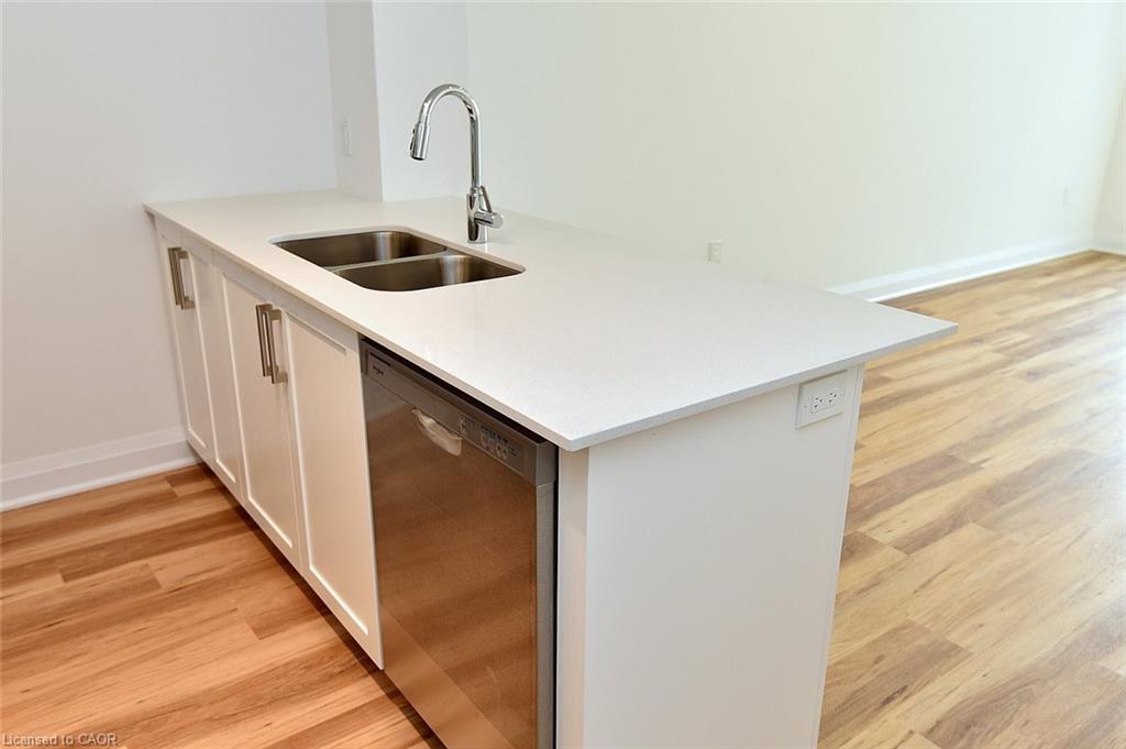 422-1936 Rymal Road E Property Photo 11