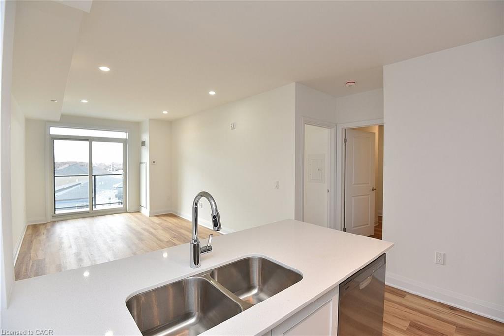 422-1936 Rymal Road E Property Photo 14