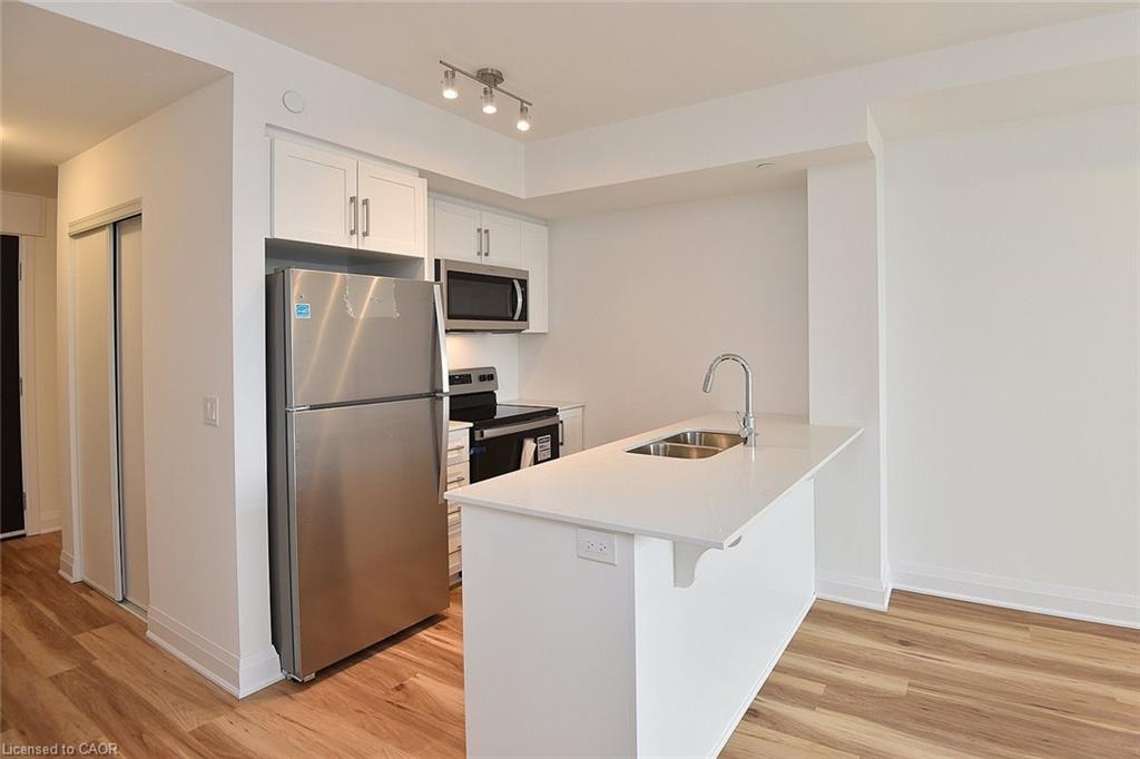 422-1936 Rymal Road E Property Photo 16