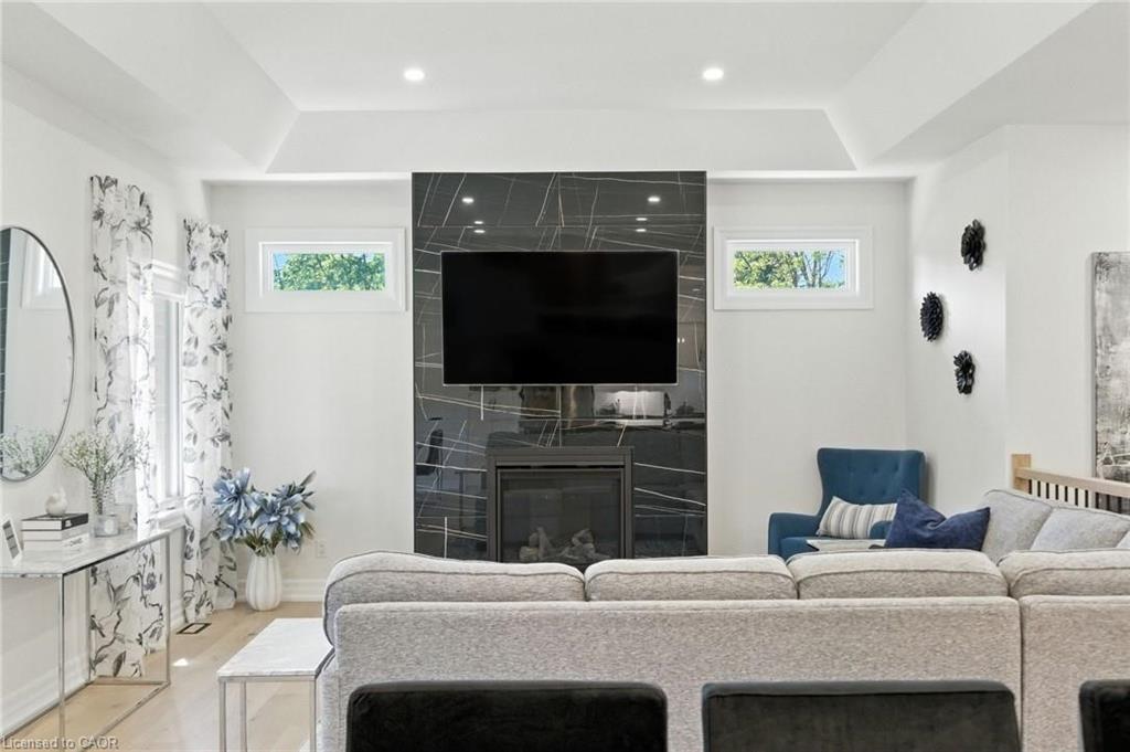 270 Charles Street Property Photo 15