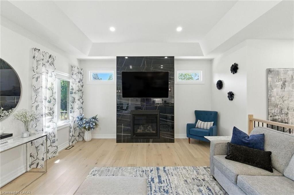 270 Charles Street Property Photo 18