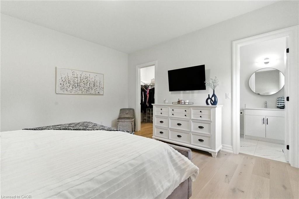 270 Charles Street Property Photo 23