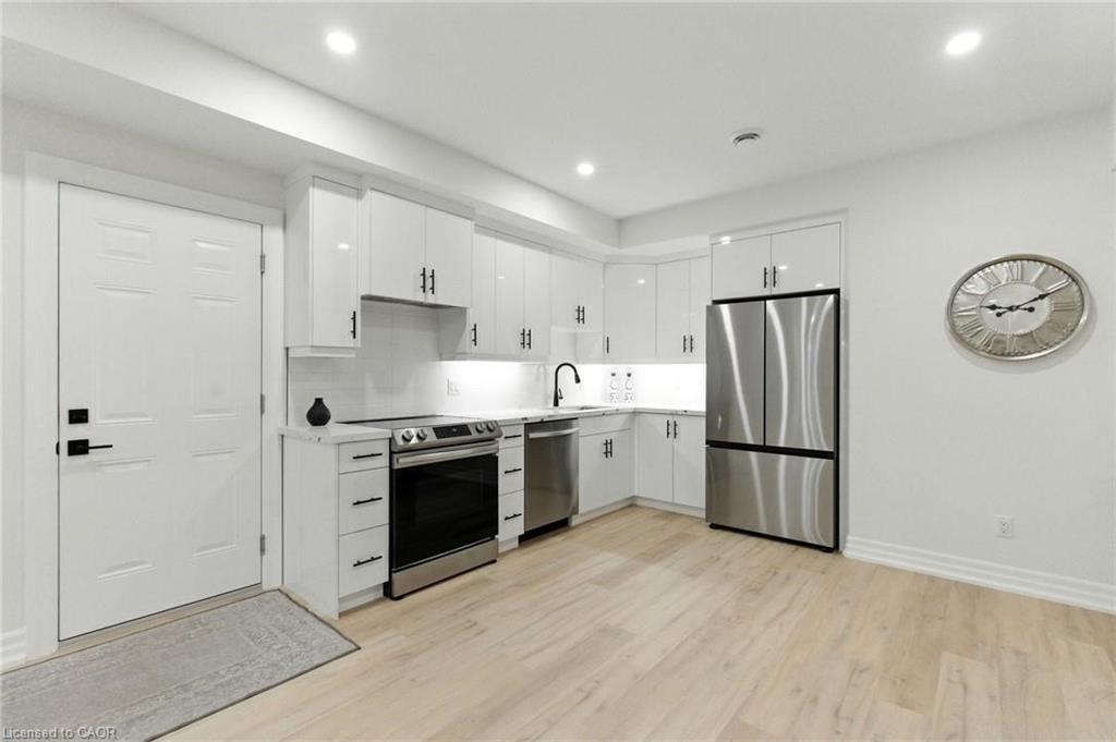 270 Charles Street Property Photo 32