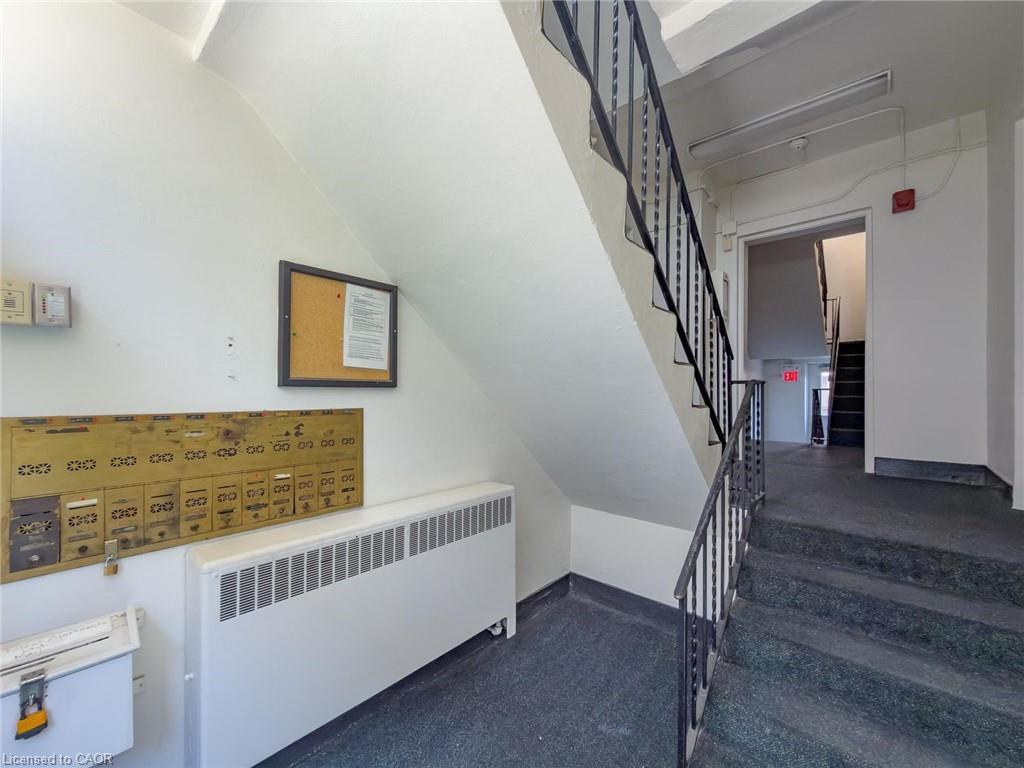 9-1755 King Street Property Photo 7